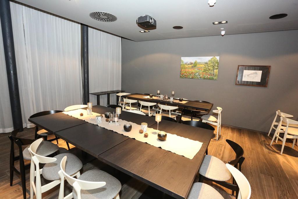 Badhaus - Hotel/Restaurant/Cafe Bad Hall Exteriör bild
